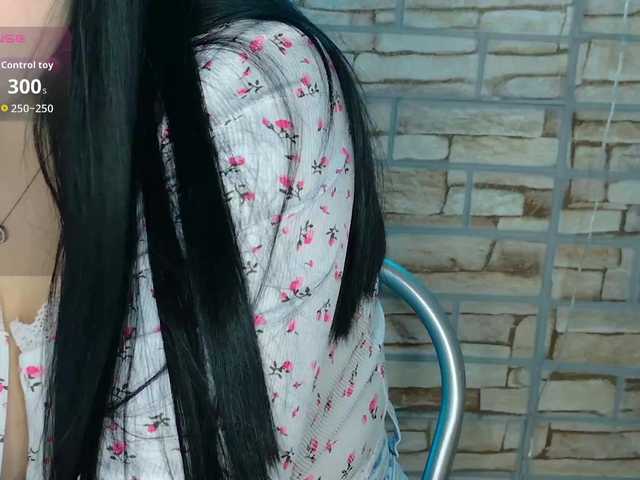 Melissa-Baby's BongaCams show and profile