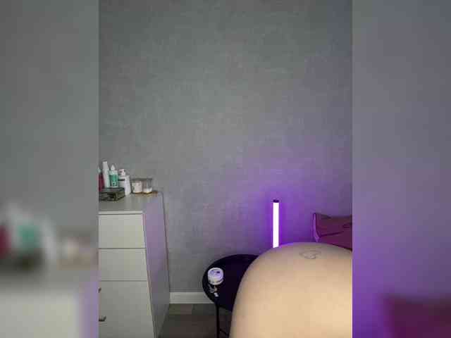 Melissa-Baby Sex Cam Show