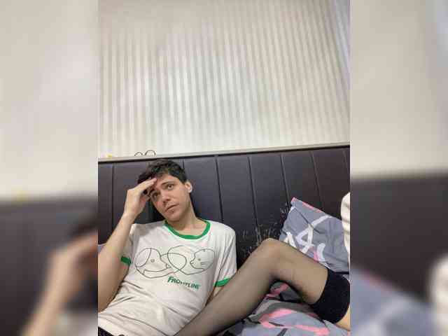 Live stream of Emmalove13