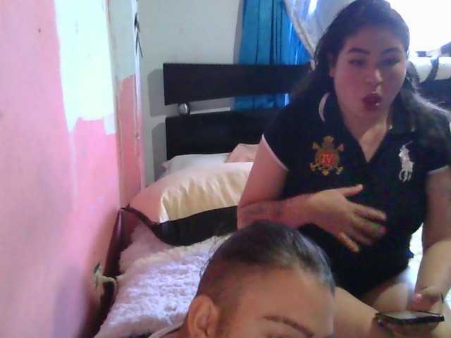 jhoans-laura live cam on BongaCams