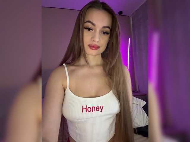 kinogolora live cam on BongaCams