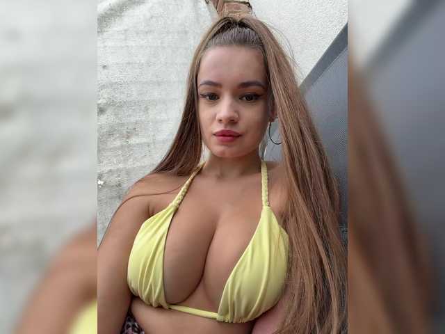 bookonlinefree live cam on BongaCams