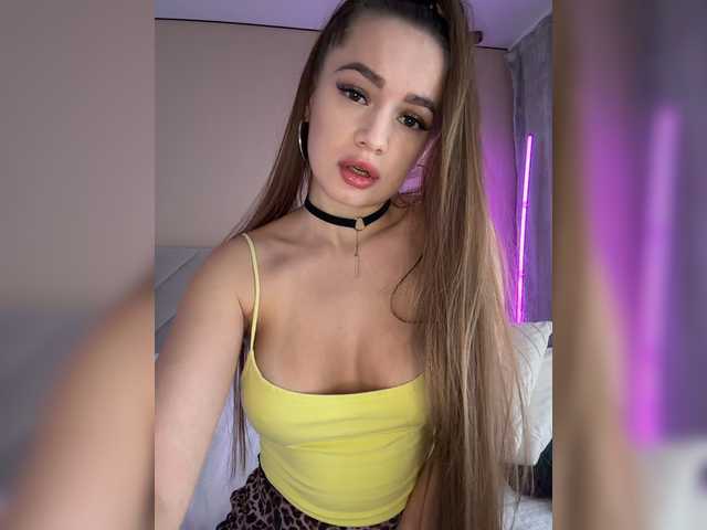 kinogolora live cam on BongaCams
