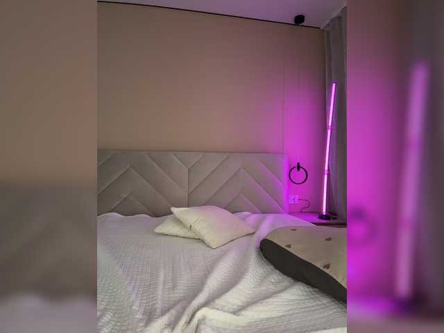 __-__-__