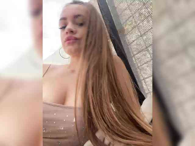 booklife Live Webcam on BongaCams