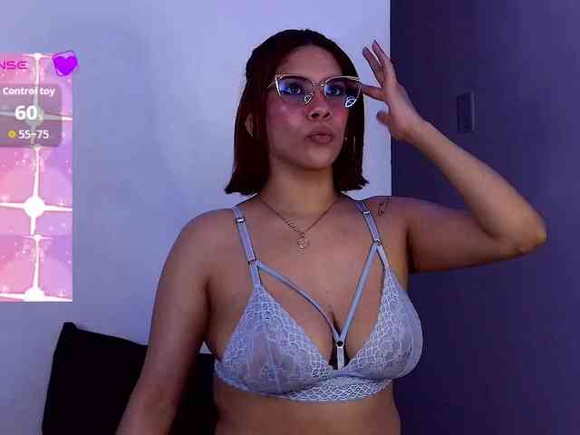 mishellcollins webcam