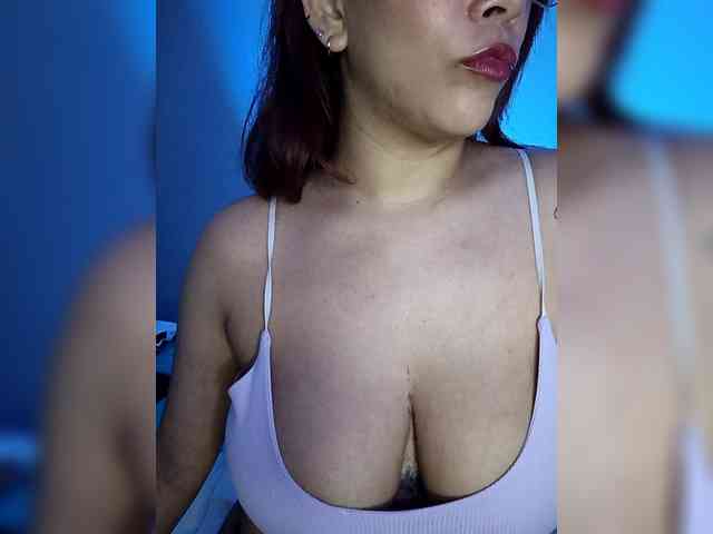 mishellcollins webcam