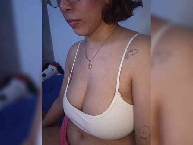 mishellcollins webcam