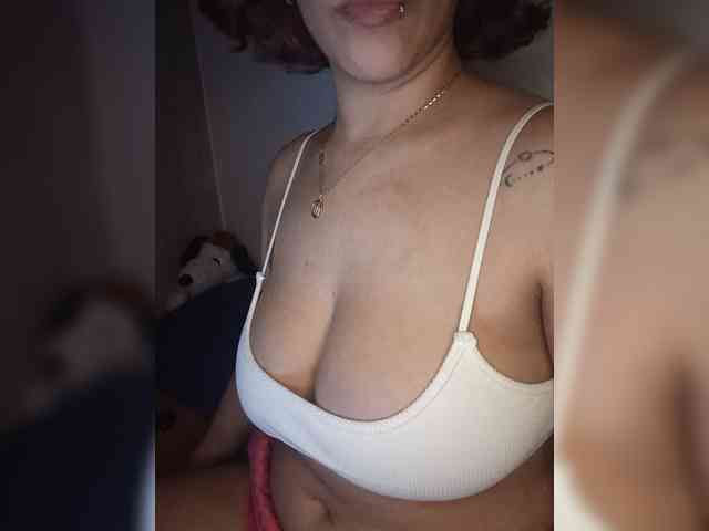 mishellcollins webcam