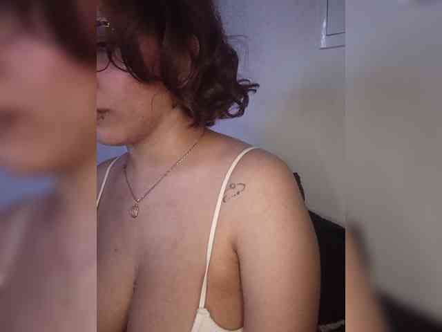 mishellcollins webcam