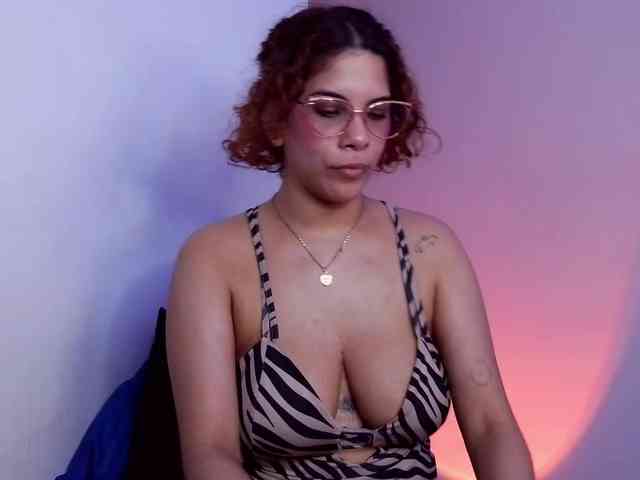 mishellcollins webcam