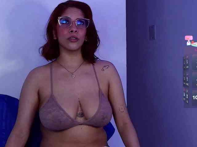 mishellcollins webcam