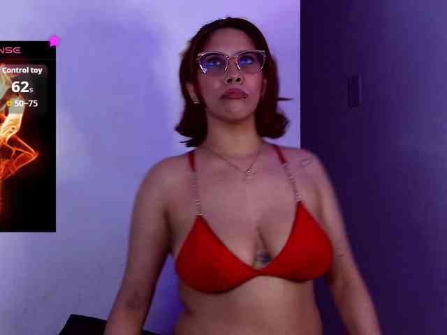 mishellcollins webcam