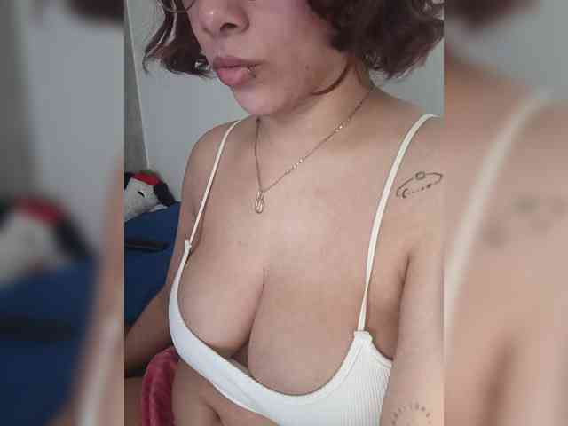mishellcollins webcam