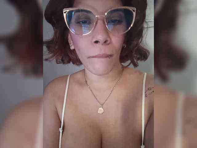 mishellcollins webcam
