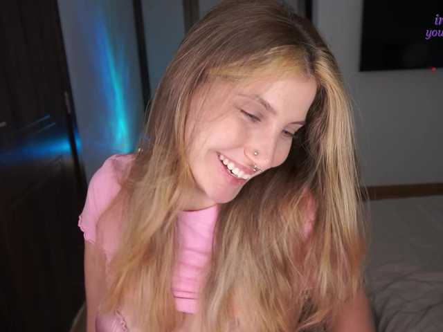 EzheVika's BongaCams show and profile