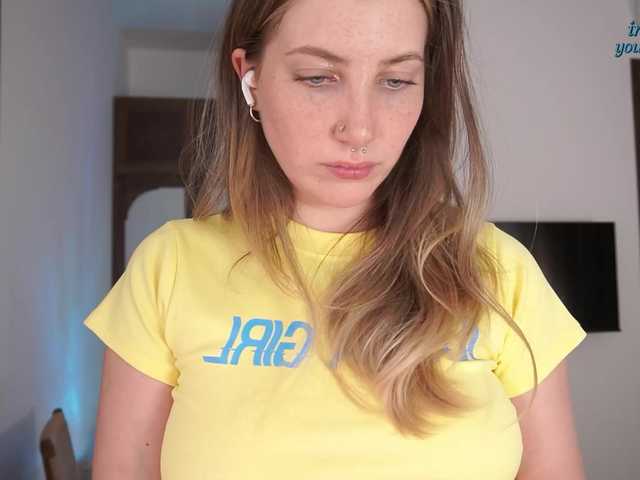 EzheVika live cam