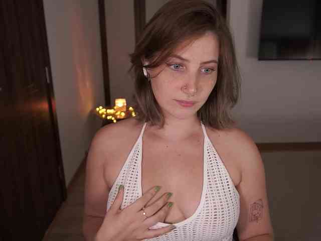 EzheVika Sex Cam Show