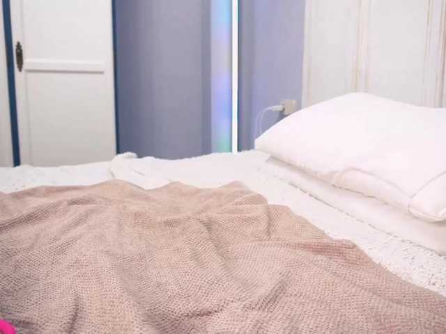 new1dee live cam