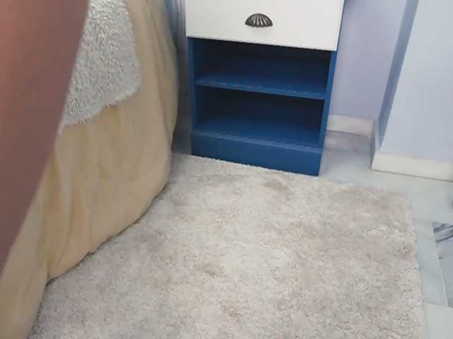 new1dee live cam on BongaCams