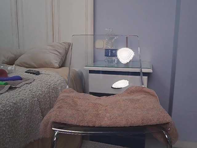 new1dee live cam preview