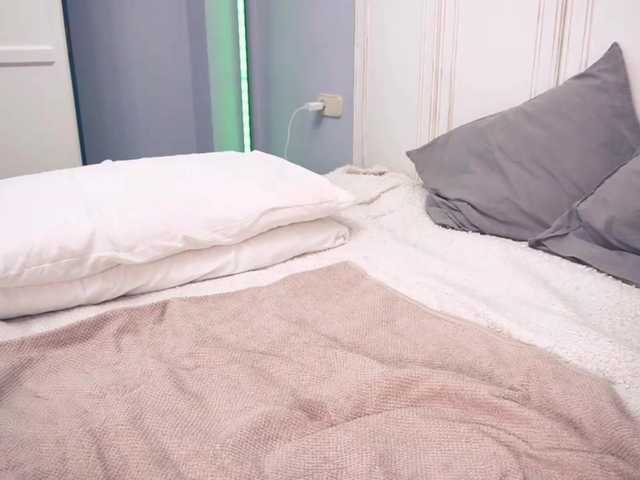 new1dee live cam on BongaCams