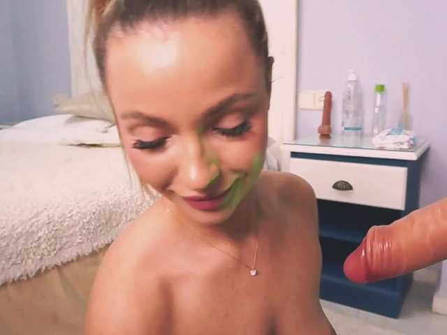 new1dee live cam on BongaCams