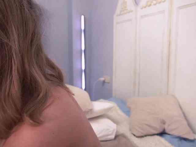 new1dee webcam