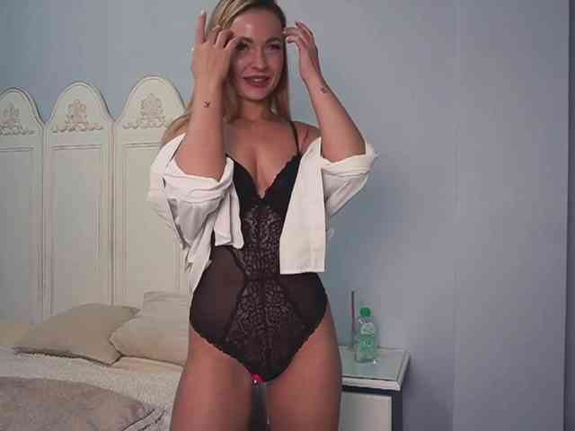 new1dee webcam