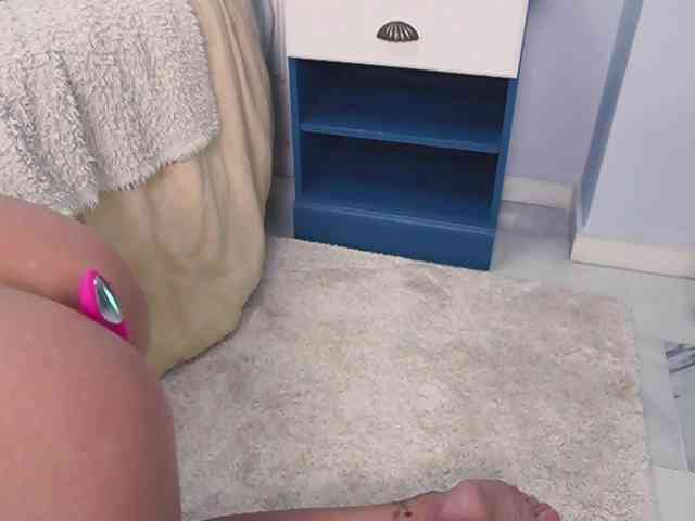 new1dee webcam