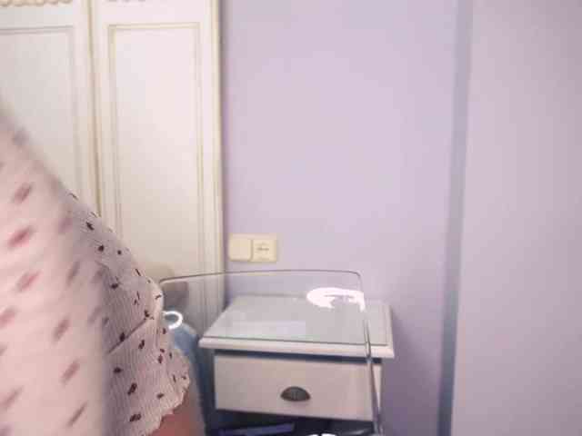 new1dee webcam