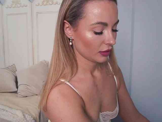 new1dee webcam