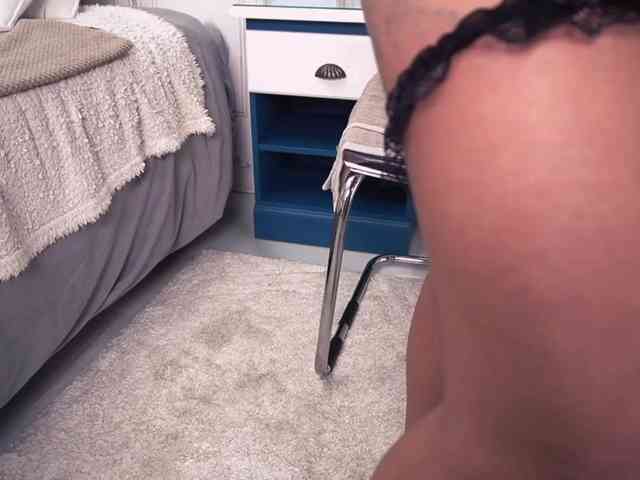 new1dee webcam