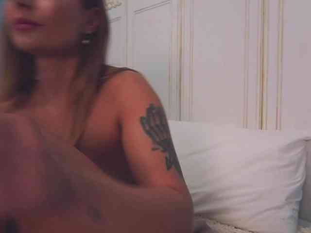 new1dee webcam