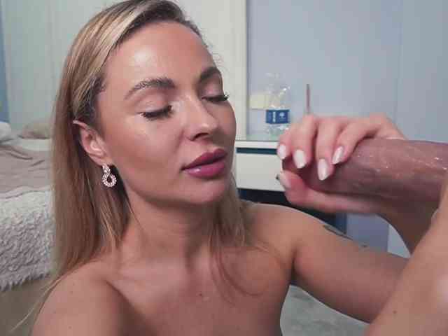 new1dee webcam