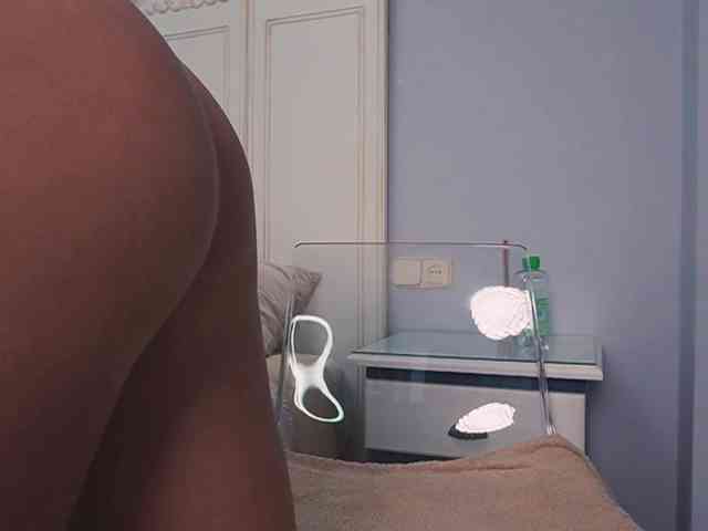 new1dee webcam