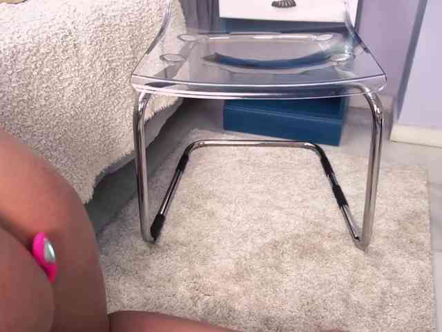 new1dee webcam