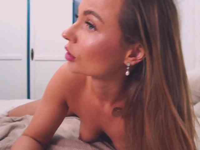 new1dee webcam
