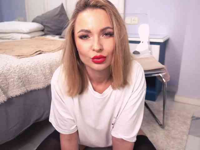 new1dee Sex Cam Show