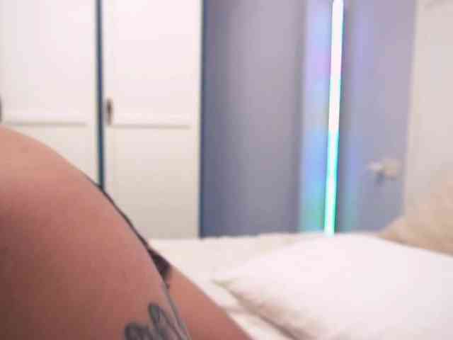new1dee webcam