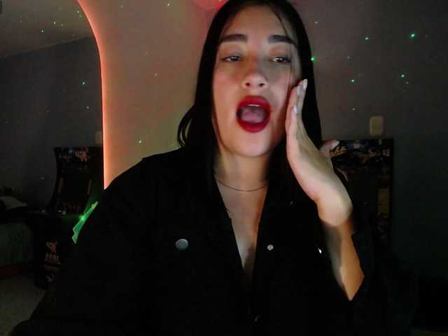 -santalove-'s BongaCams show and profile