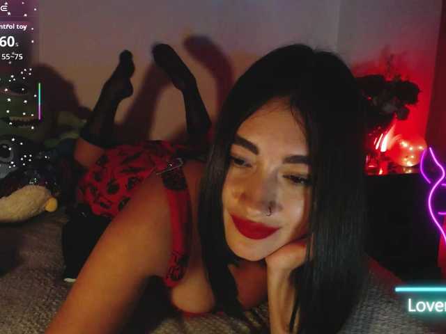 -santalove- — live female cam