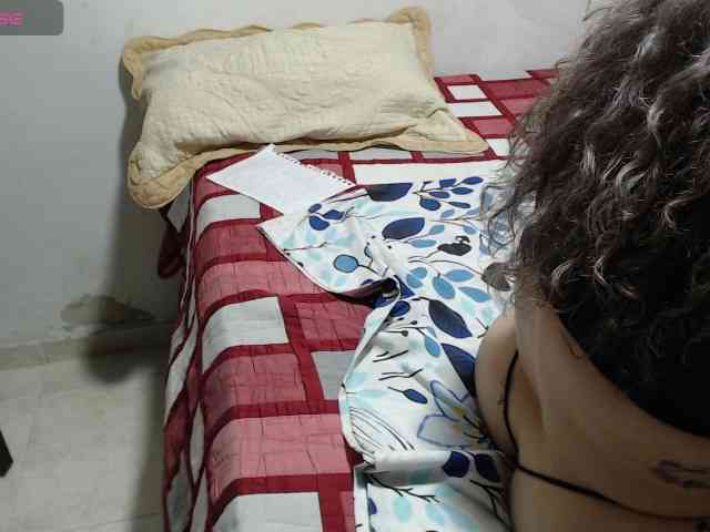 paloma12 Live Webcam on BongaCams