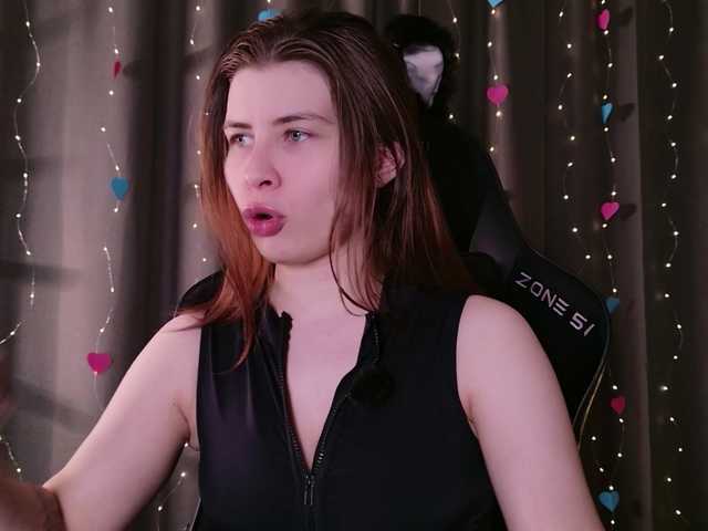 callmetori's BongaCams show and profile