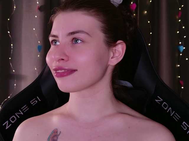 callmetori's BongaCams show and profile