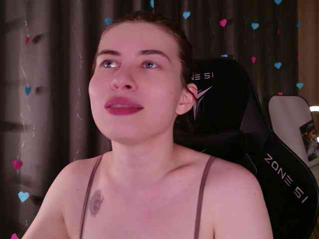 callmetori Live Webcam on BongaCams