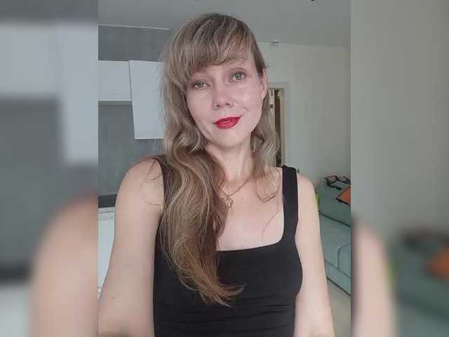NinonDePeace live cam preview