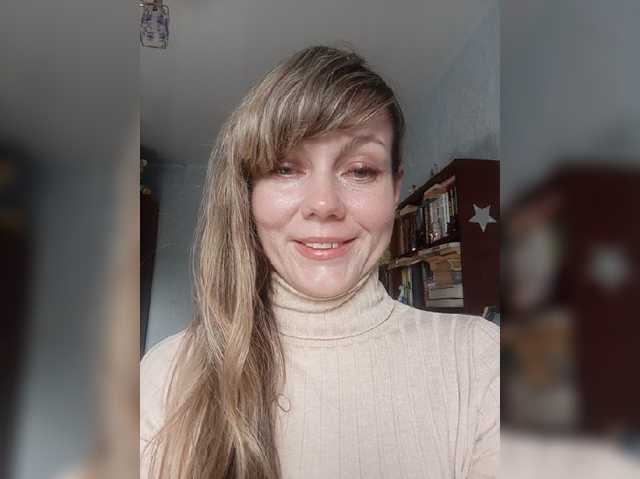 NinonDePeace live cam on BongaCams