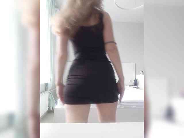 NinonDePeace webcam