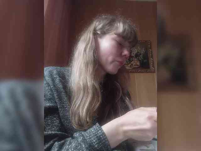 NinonDePeace webcam